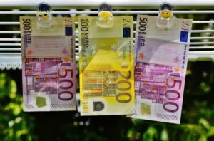 euro spalarea banilor sursa pexels