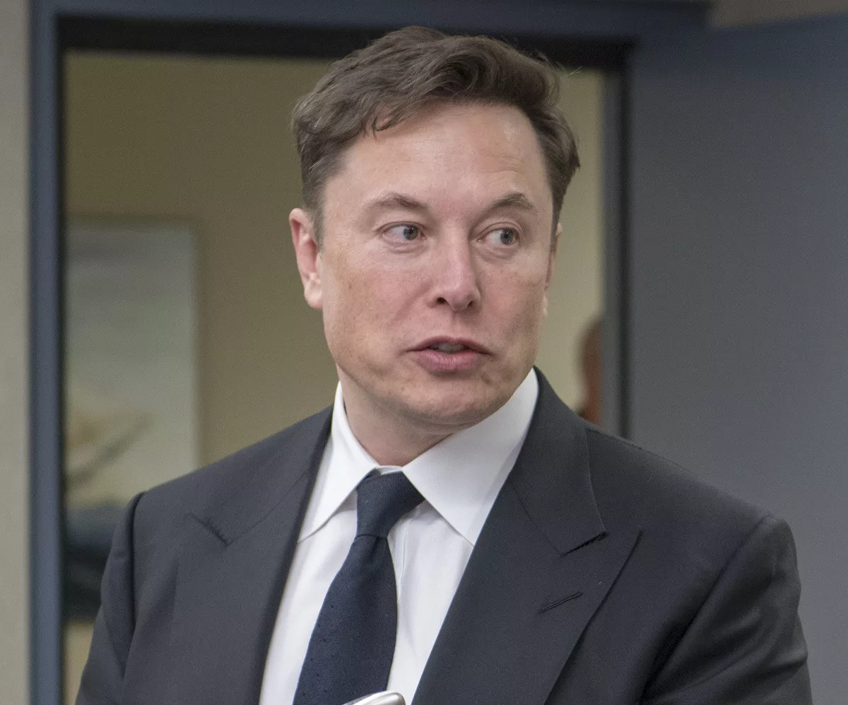 Elon Musk 1 foto Facebook-Wikipedia