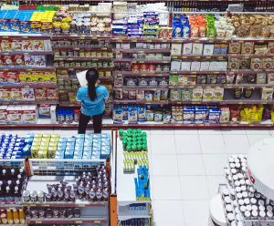 supermarket magazin muncitor