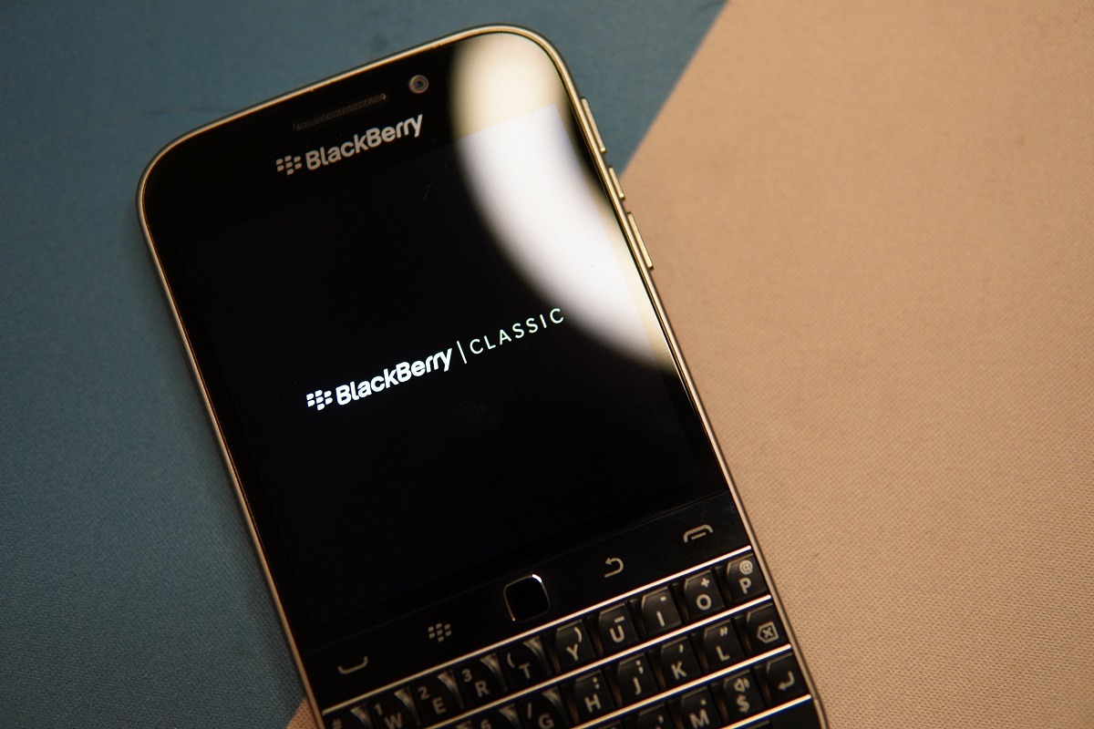BlackBerry, telefon, companie de telecomunicatii