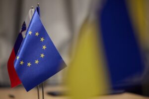 ucraina, uniunea europeana, steag, drapel