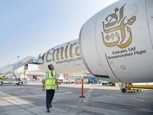 emirates boeing combustibil sustenabil