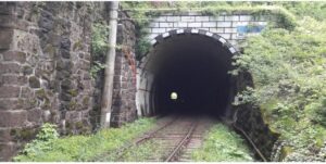 Tunel Feroviar Fenes M 100