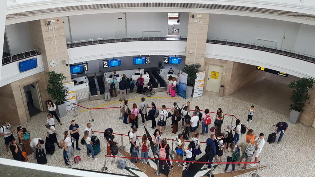 Aeroport Băneasa curse Roma