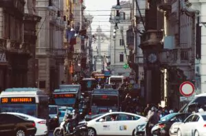 roma italia trafic taxi transport