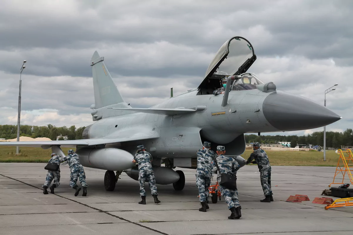 avion chinez chengdu j-10B