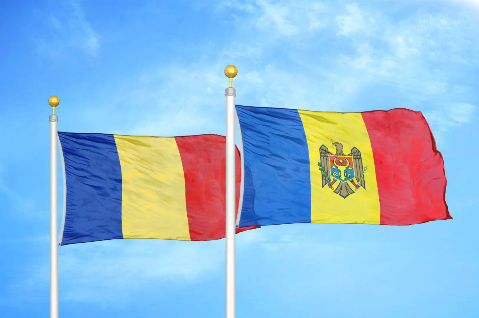 romania-republica-moldova-steaguri