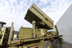 sistem nasams montat pe un camion